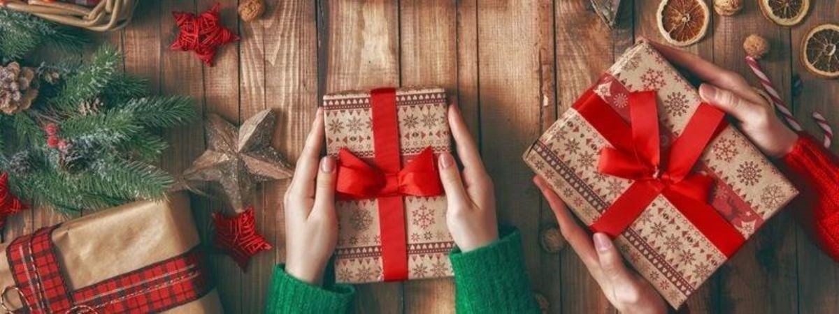 Χριστουγεννιάτικα δώρα για όλη την οικογένεια από το Fotistikosmos