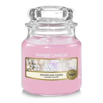 Yankee Candle - Αρωματικό κερί SNOWFLAKE KISSES μικρό 104g 20-30 ώρες